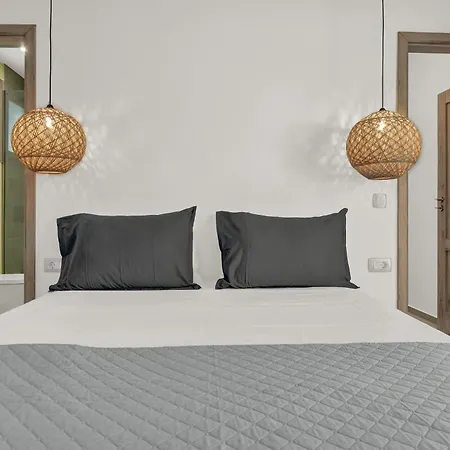 Semesterbostad Natura Oliva House