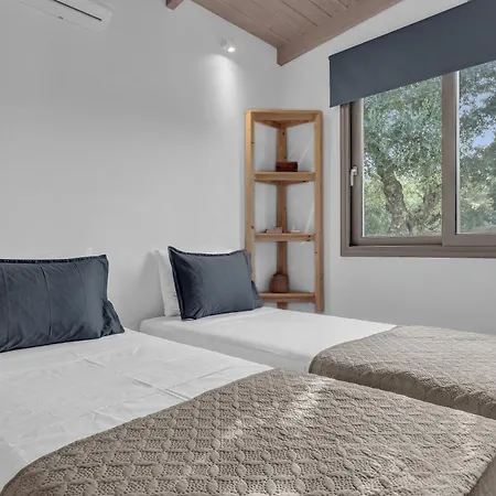 Natura Oliva House