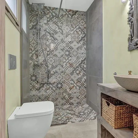 Natura Oliva House Case de vacanță *