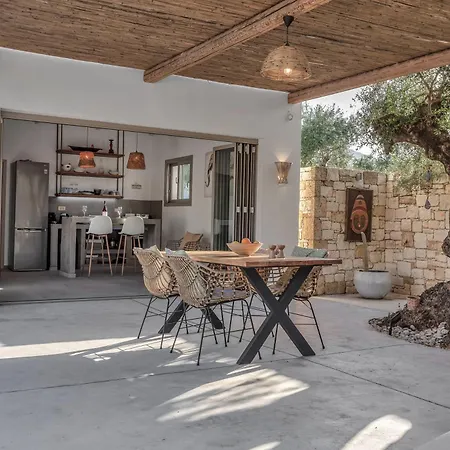 Natura Oliva House